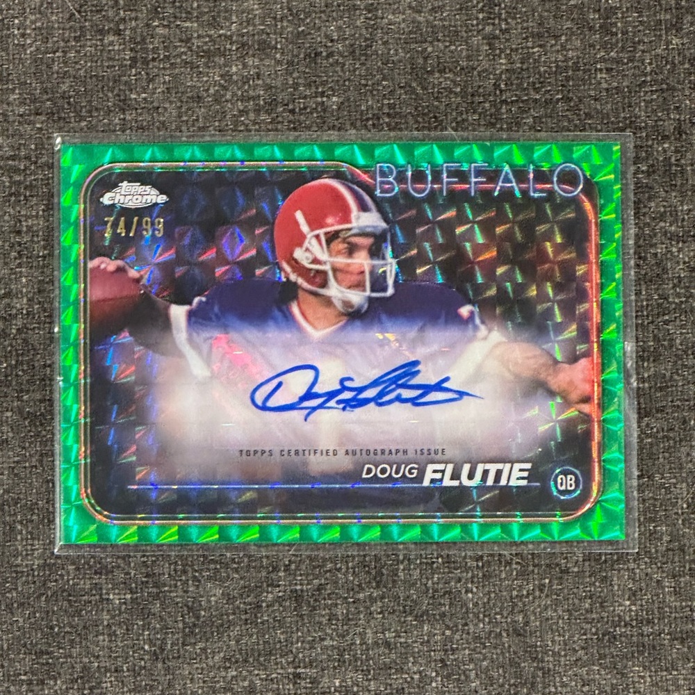 Doug Flutie Autogrpah Green Topps Chrome
